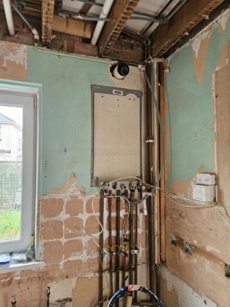 Boiler removed during Baxi 830 installation in Paignton